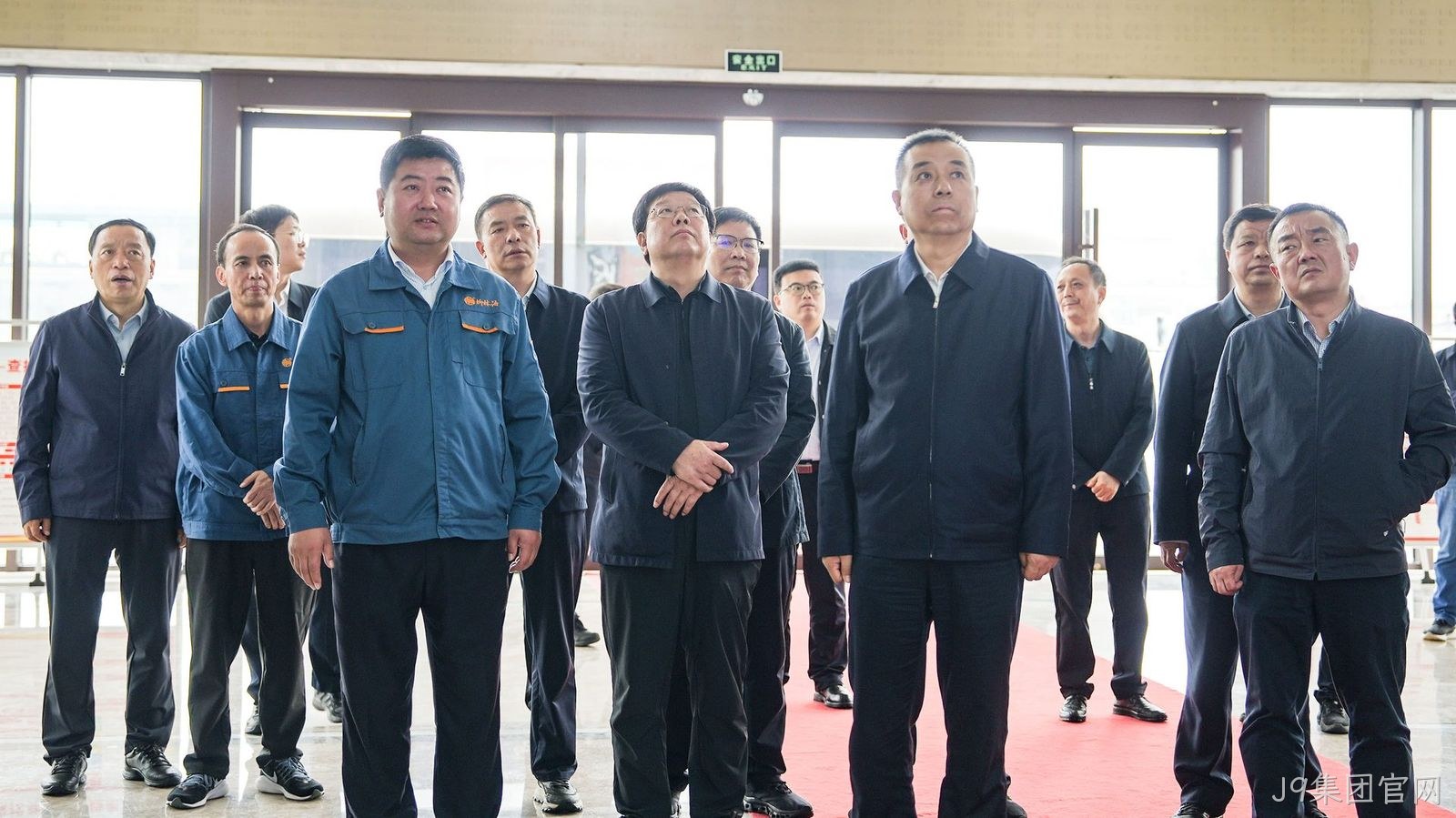 商洛市政协主席王宁岗一行莅临J9集团官网考察指导